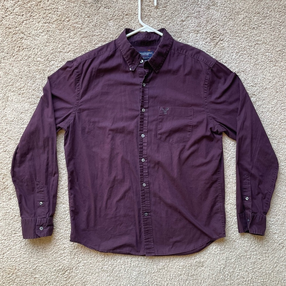 American Eagle Athletic Fit LG Purple Long Sleeve Button Up